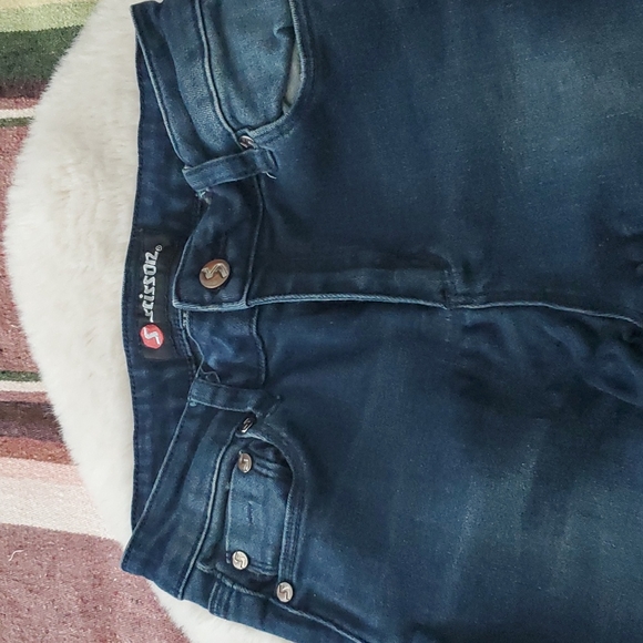 Jeans - Picture 2 of 5